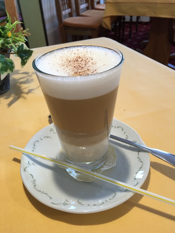 Latte macchiato