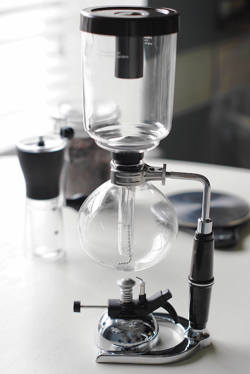 How To Brew Coffee Using A Vacuum Siphon Coffee Maker: Recipe