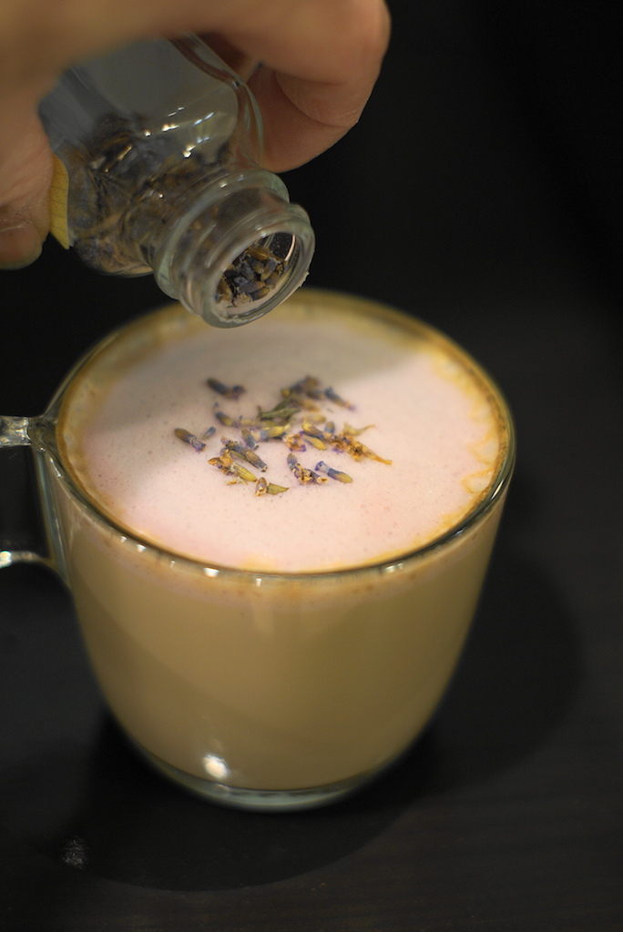 lavender latte art for lavender latte