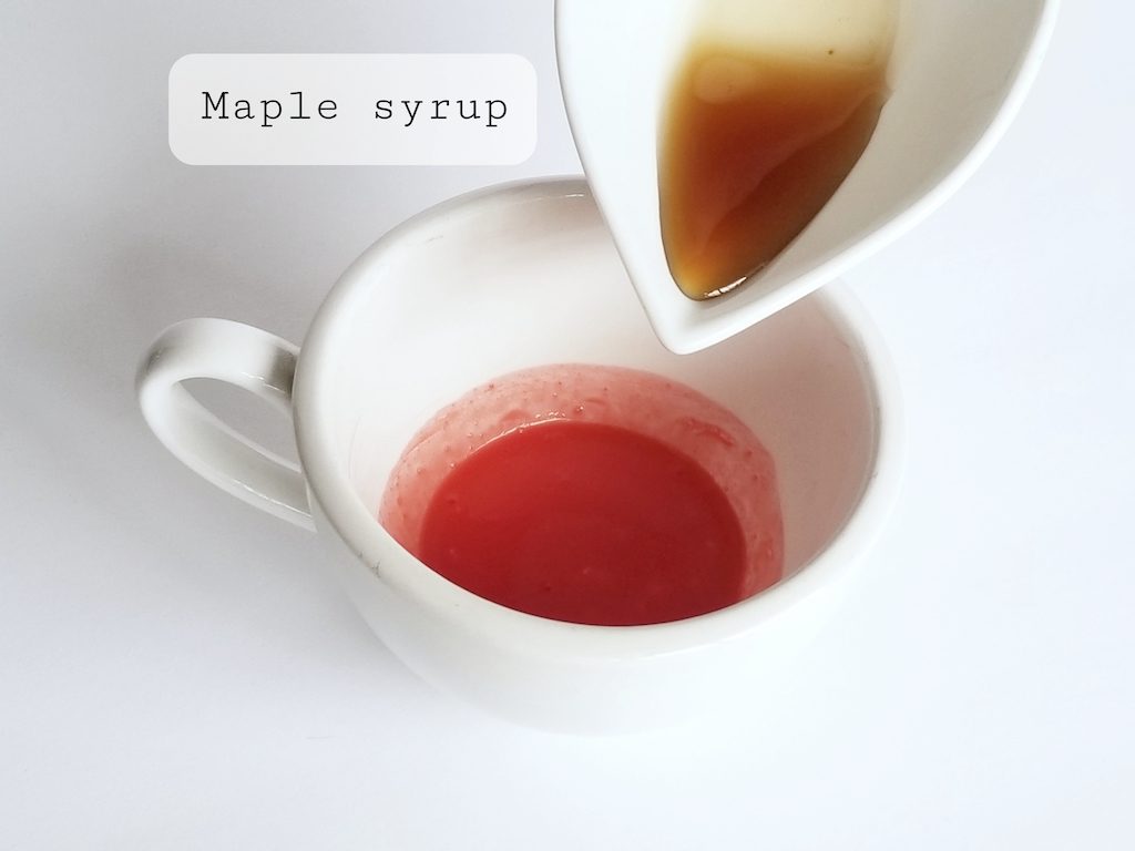 maple syrup in red velvet latte