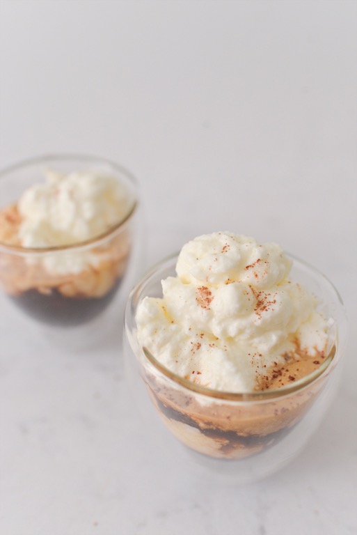 espresso con panna topping