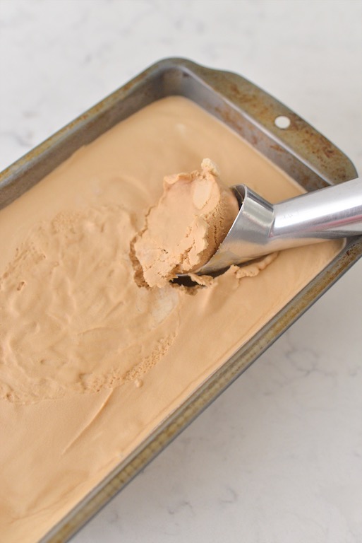 no churn coffee ice cream scoop