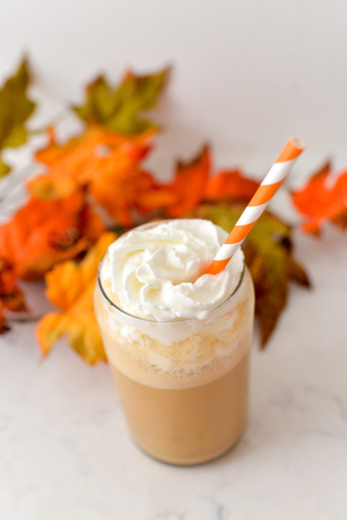 Super Simple Iced Pumpkin Spice Latte