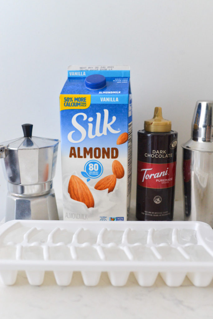 https://www.coffeesphere.com/wp-content/uploads/2021/04/Iced-Chocolate-Almondmilk-Shaken-Espresso-ingredients-684x1024.jpg